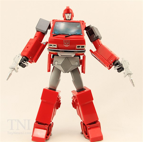 Transformers Masterpiece MP 27 Ironhide Video Review Images  (27 of 48)